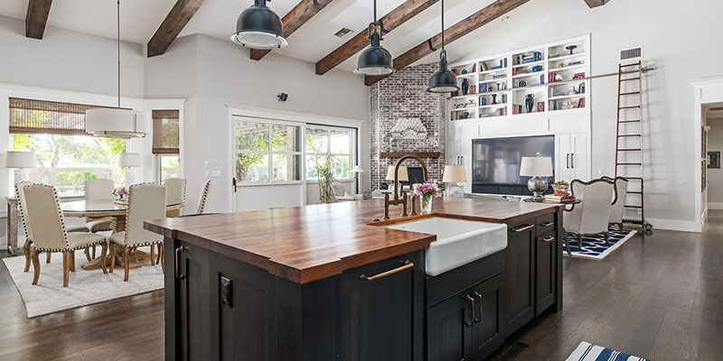 What Not to Do When Designing Custom Kitchen Islands